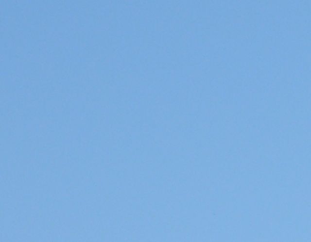 Kävelimme n. 5 km:n matkan hotellilta Eiffel-tornille.